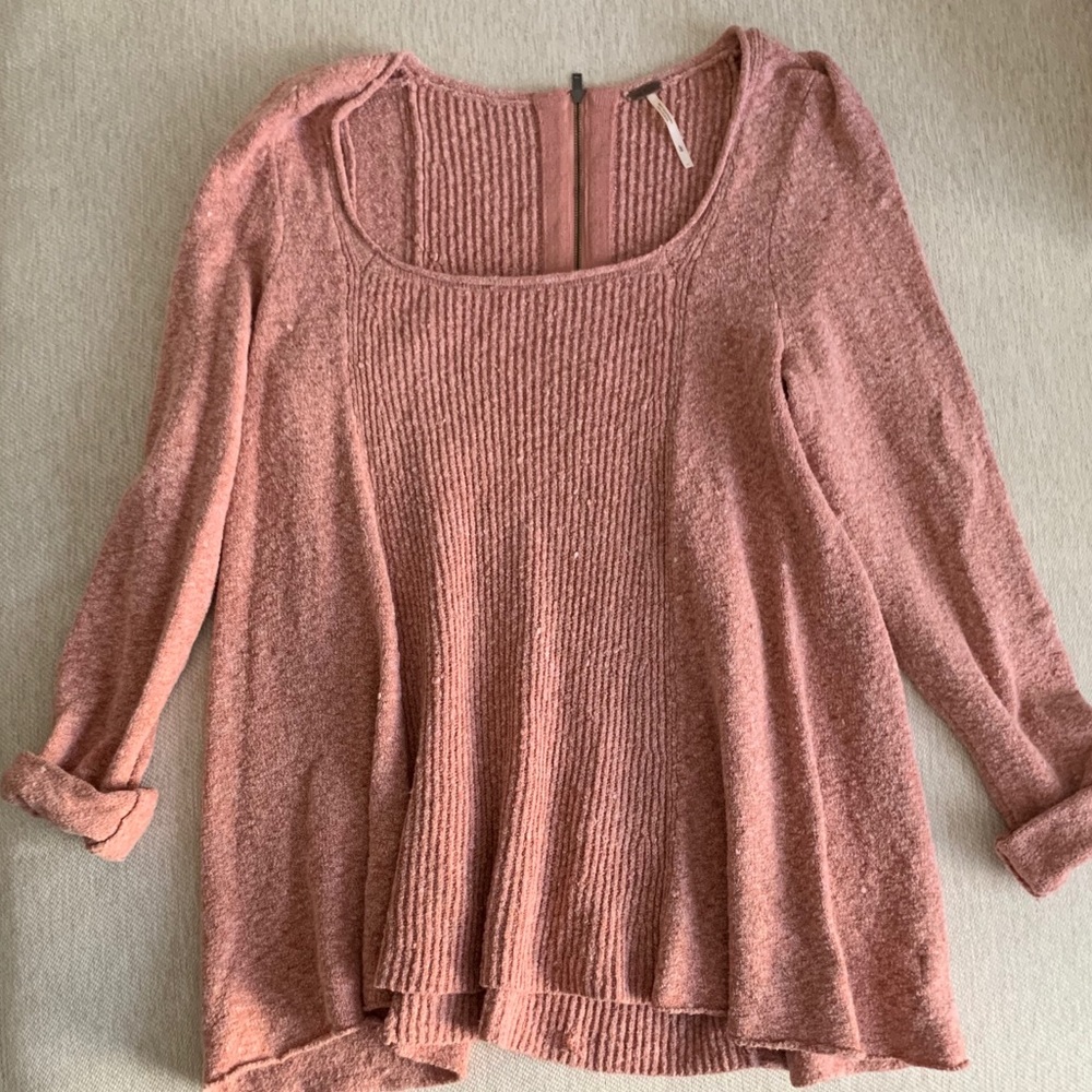 Blush Free People sweater. Size large